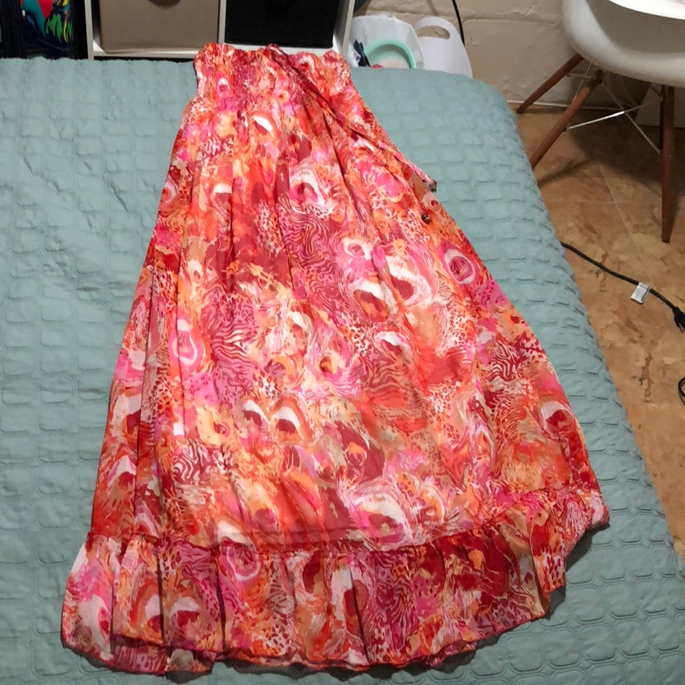 Floral strapless dress